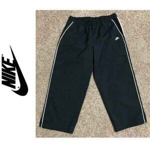 NIKE CROPPED WARM- UP/YOGA PANTS - Size Medium